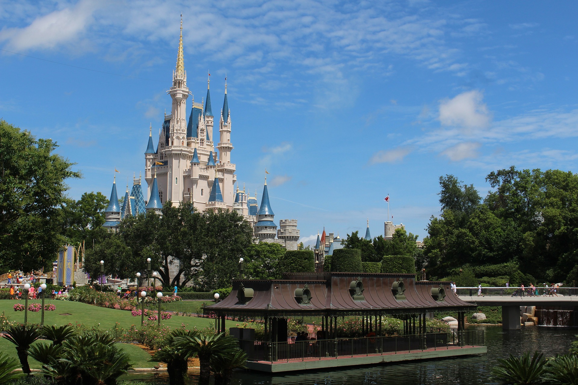 walt-disney-world-239144_1920